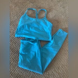 Beyond Yoga Teal Activewear Set